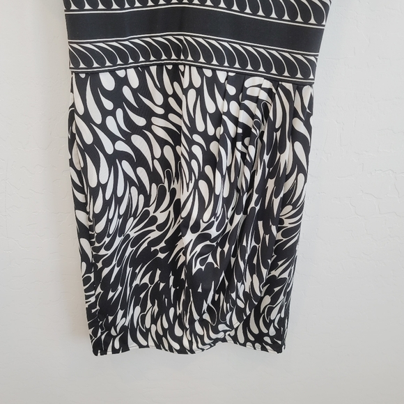 BCBGMaxAzria Black & White Combo Jersey Knit Dress Women's Size XS - Picture 8 of 14